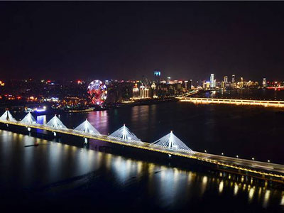 Diseño de iluminación nocturna del puente Nanchang Chaoyang